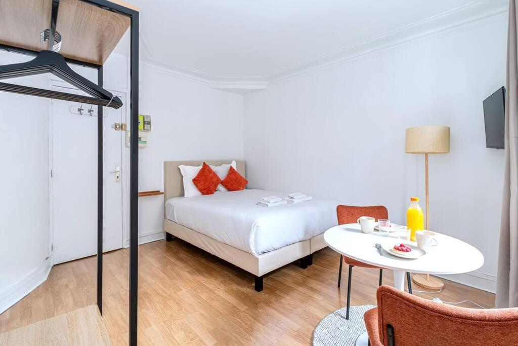 Studio Avenue Philippe Auguste Париж Екстериор снимка